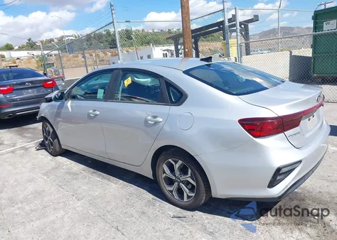 2019 Kia Forte Lxs z USA, uszkodzony, nr VIN 3KPF24AD2KE005868